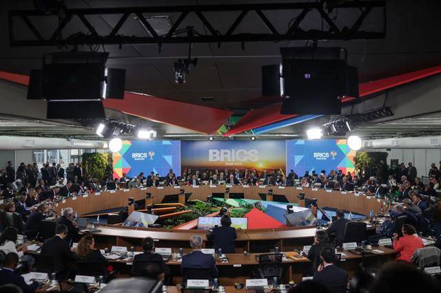 南美洲足球联赛_特朗普：美元失去储备货币地位南美洲足球联赛，如同输掉世界大战