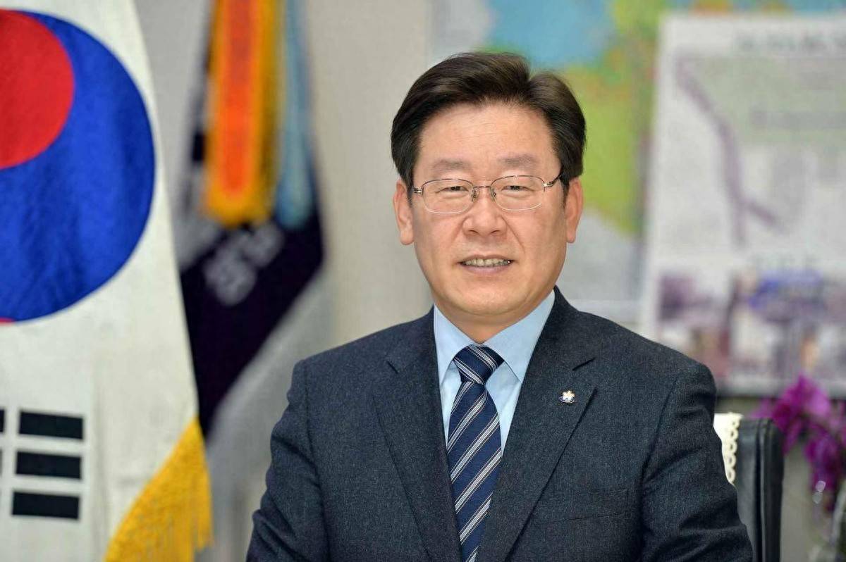 皇冠信用出租代理_李在明打破沉默!回应93阅兵缺席:美方别误会皇冠信用出租代理,不是亲华