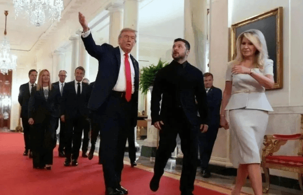 冰岛超级联赛_来不来9.3阅兵？特朗普正式官宣冰岛超级联赛，邀请函已发出，关键时刻喊话中国：先送美国一笔“大单”？