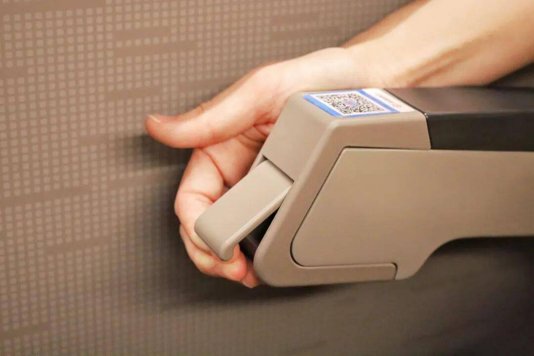 图库姆斯vs 超新星_这趟北京西往返深圳北的列车全是单间图库姆斯vs 超新星，国庆中秋假期加开！