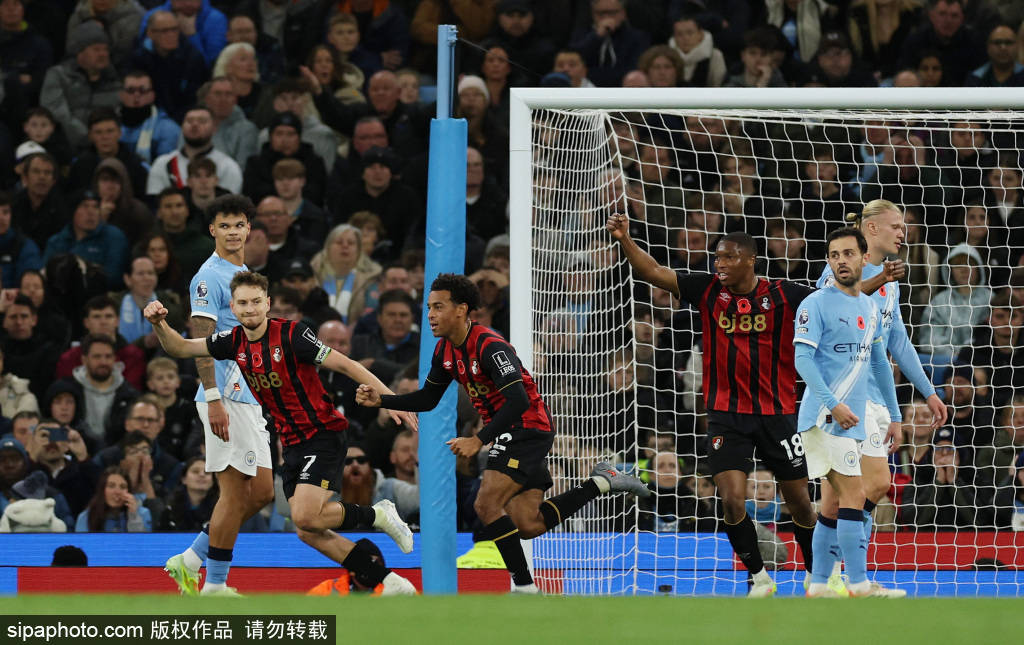 皇冠信用网会员怎么开通_曼城3-0大胜利物浦！杜库独造三球皇冠信用网会员怎么开通，萨拉赫单刀被神扑，蓝月亮主场统治红军