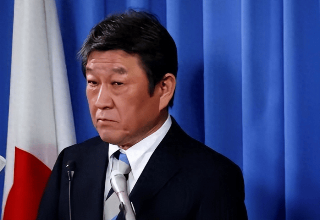 怎么开皇冠信用
_面对中国记者步步紧逼怎么开皇冠信用
,日本外相现场失语,恨不得同高市早苗当场割席!