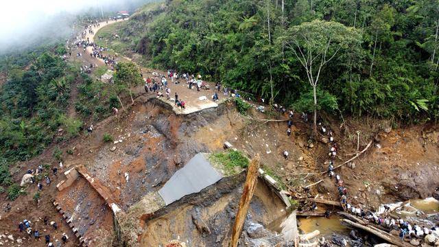 皇冠体育香港
_印尼洪灾遇难人数超1000人