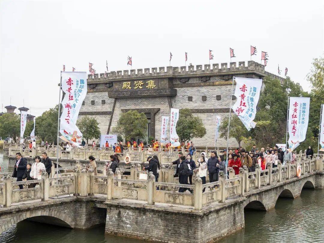 皇冠信用盘会员开户
_王炸!武汉、咸宁、黄冈皇冠信用盘会员开户
,联合宣布!