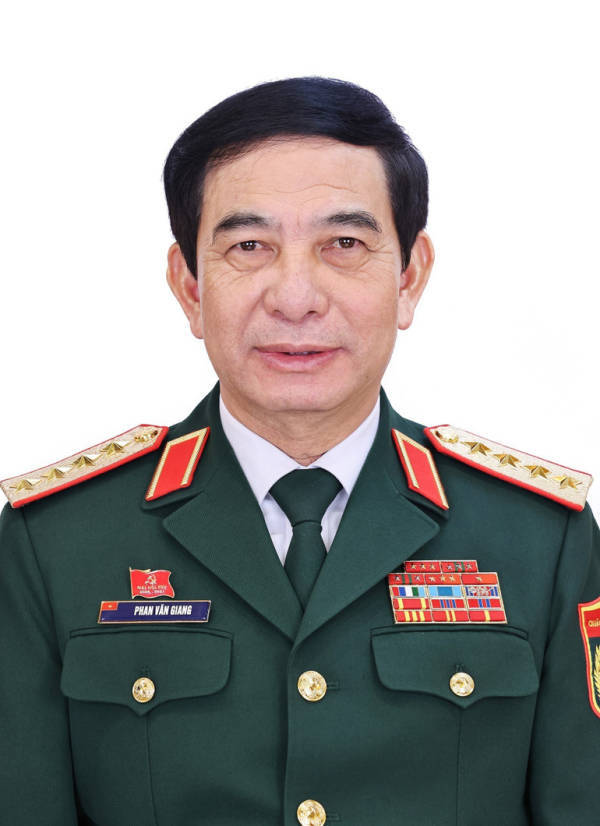 世界杯皇冠平台_越共第十四届中央政治局成员名单公布